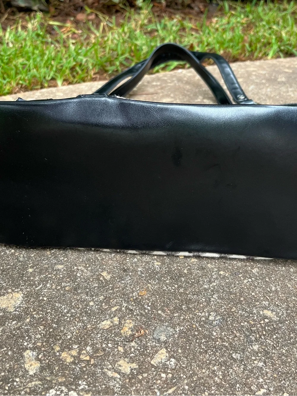 Dana Buchman stylish black